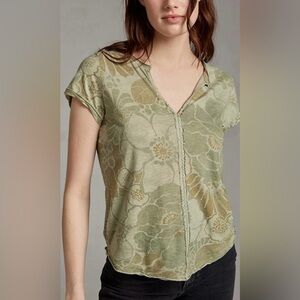 Cotton Blend Pilcro Splicing Neck Tee - Green Floral Motif